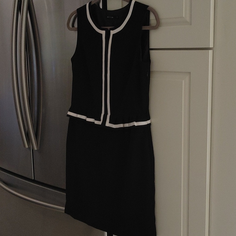G2000 Women Black with White Trim LBD Dress 38 - Picture 17 of 17
